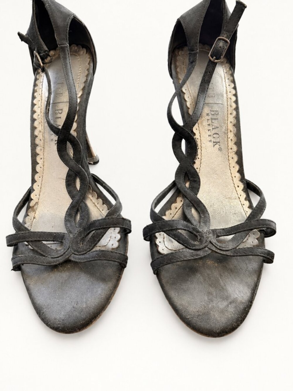 White House Black Market Black Braided T Strap Heel Sandals 7M